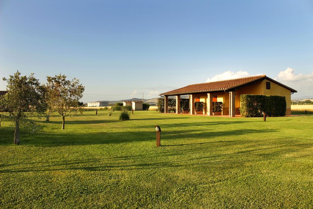 Agriturismo Giuncola & Granaiolo Rispescia Exterior foto