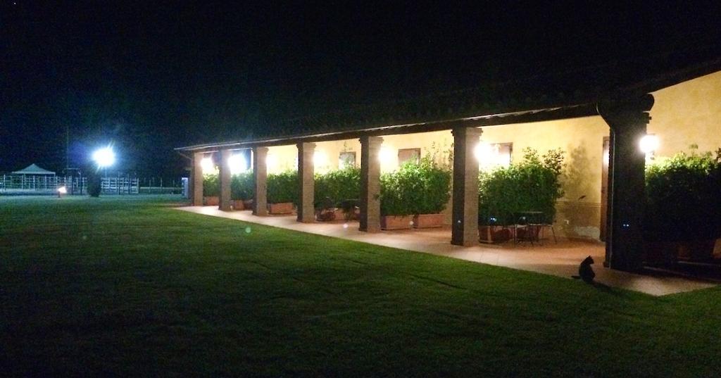 Agriturismo Giuncola & Granaiolo Rispescia Habitación foto